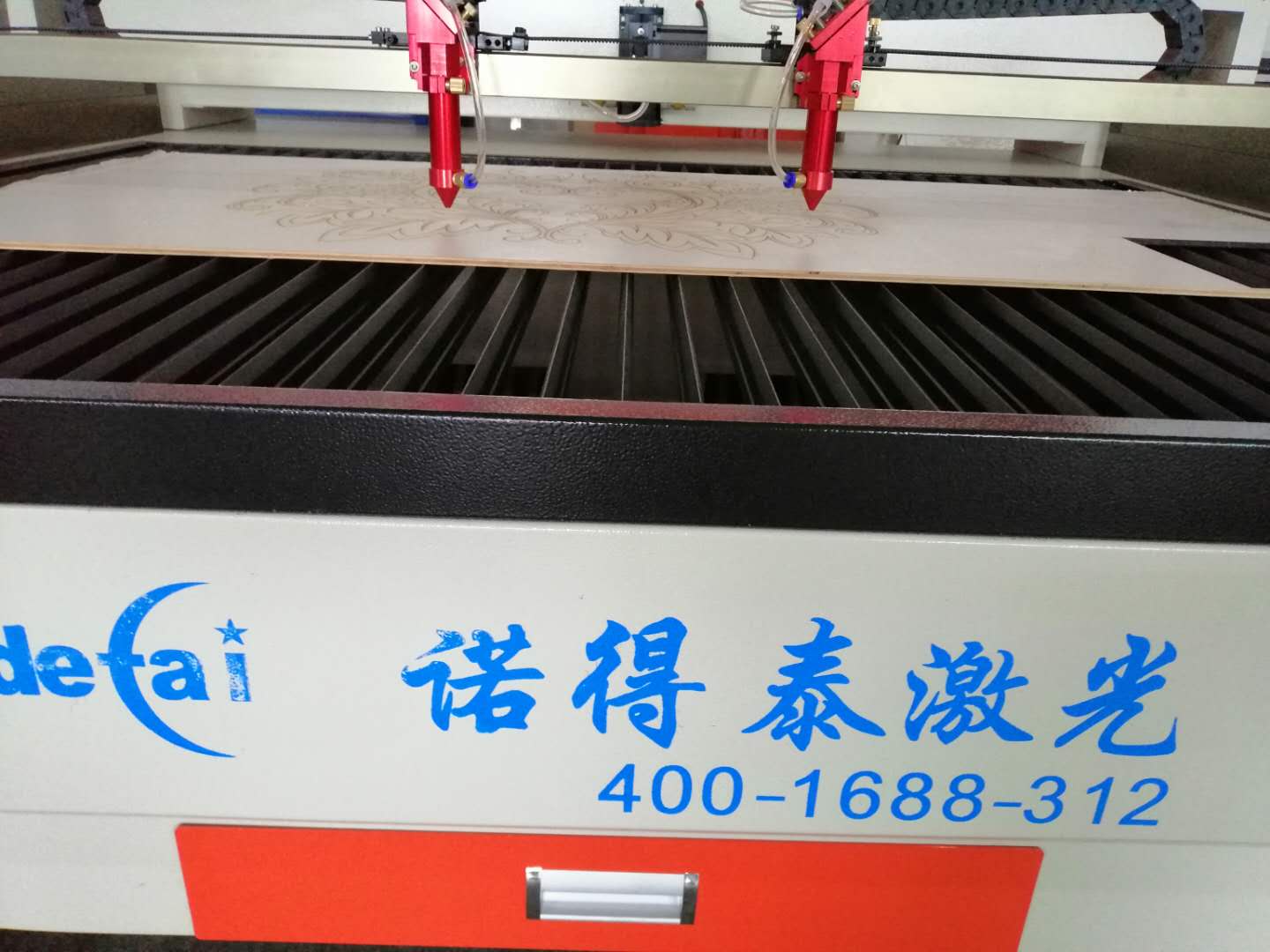 小型砂紙激光切割機(jī)一些技術(shù)要求？