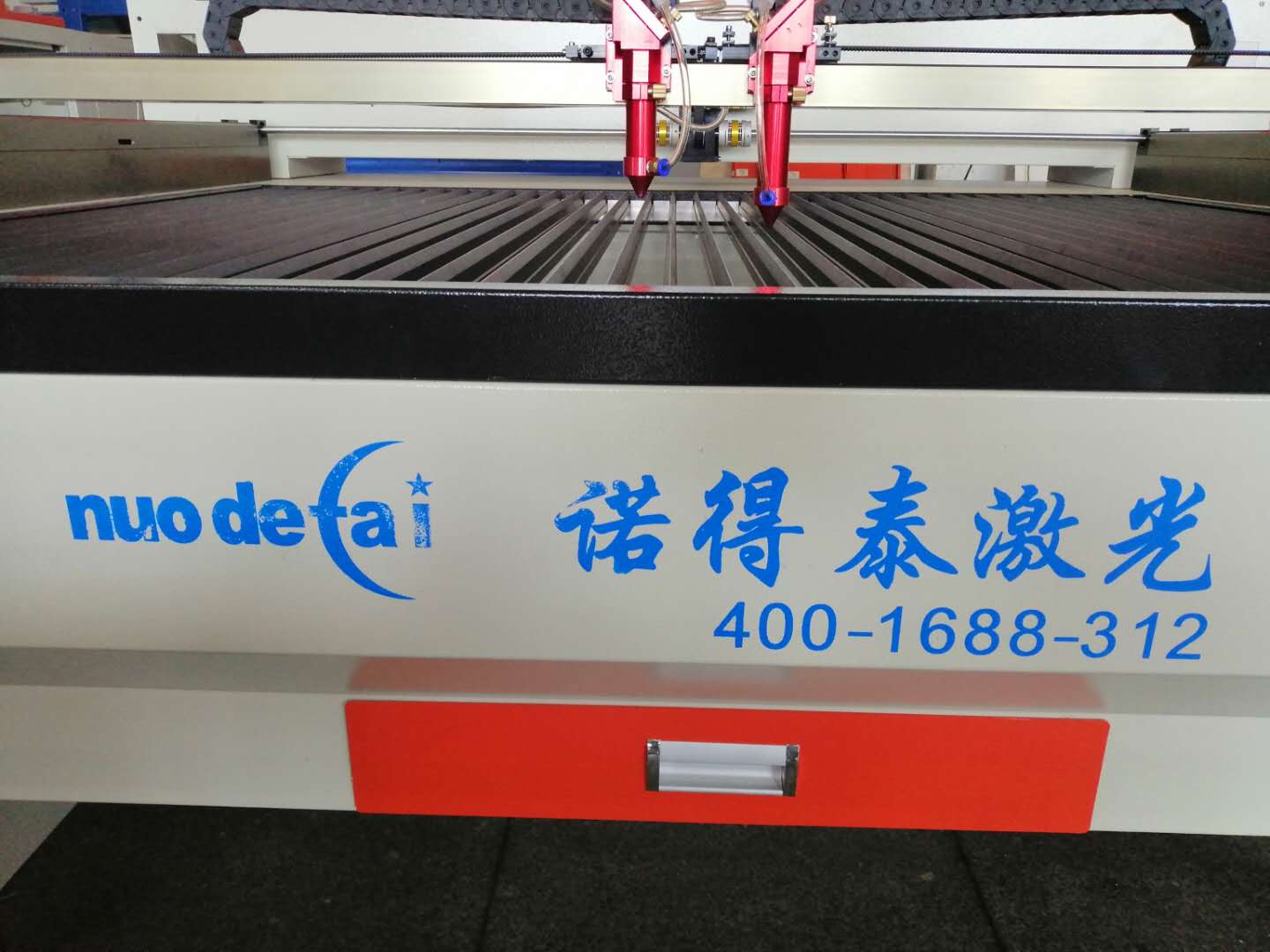 門牌標(biāo)識行業(yè)激光切割機優(yōu)勢體現(xiàn)在哪些方面？