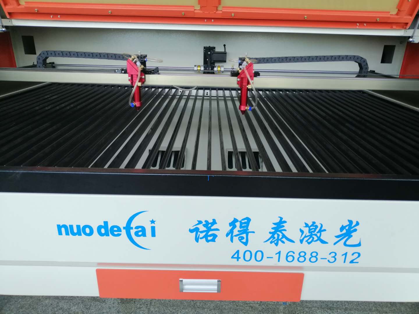 隨著行業(yè)的發(fā)展，許多老牌激光切割機廠家將會受到行業(yè)洗禮
